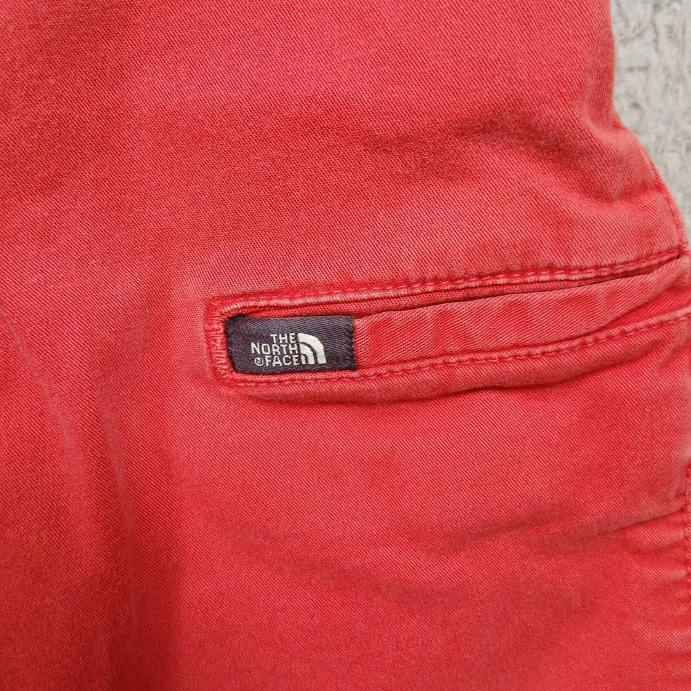 The North Face Red Chino Shorts Men's 36 Cotton Casual‎ Outdoor